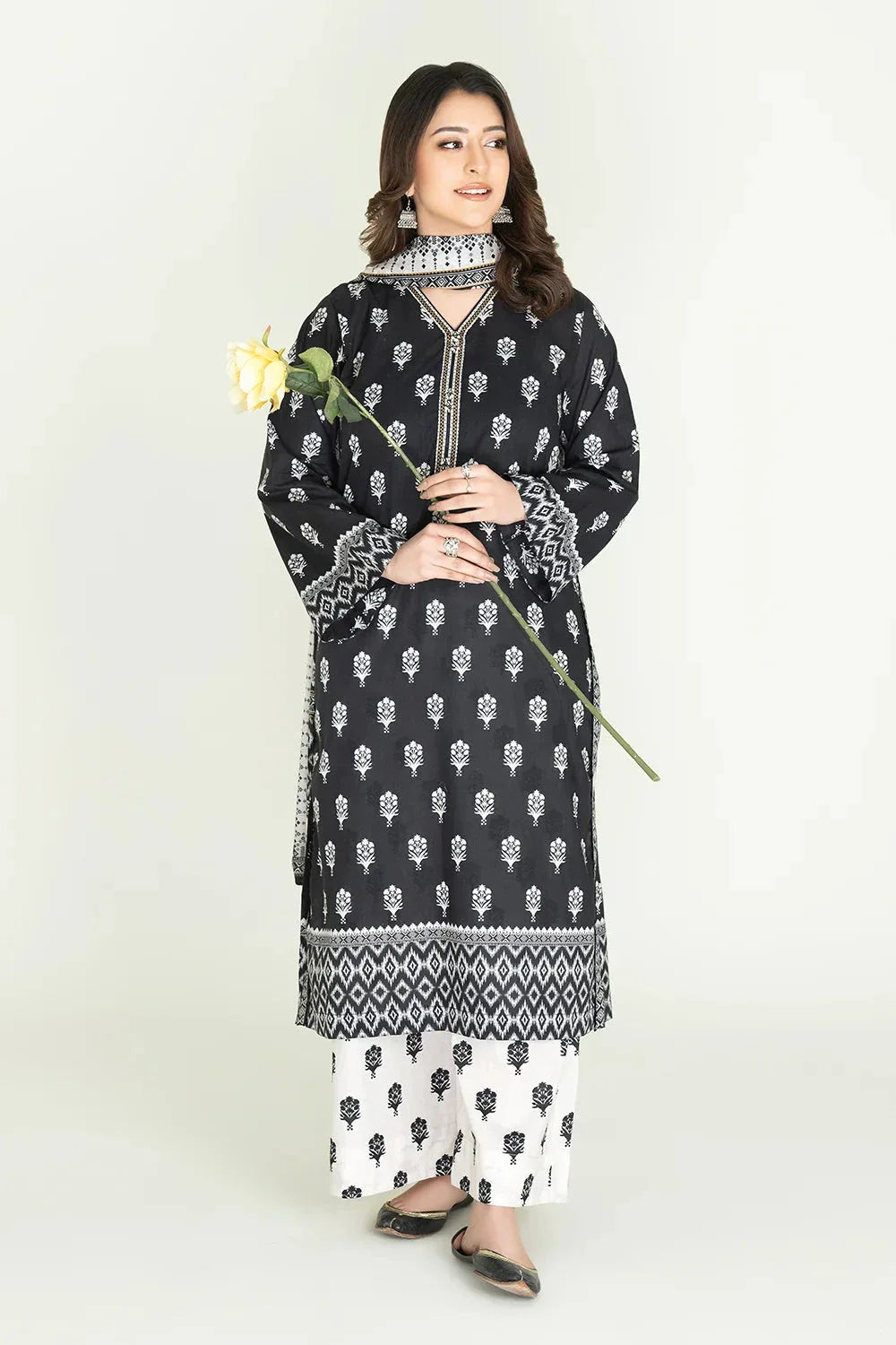 3PC Stitched Printed Lawn Suit | RTW-KLA-3879 KHAS STORES