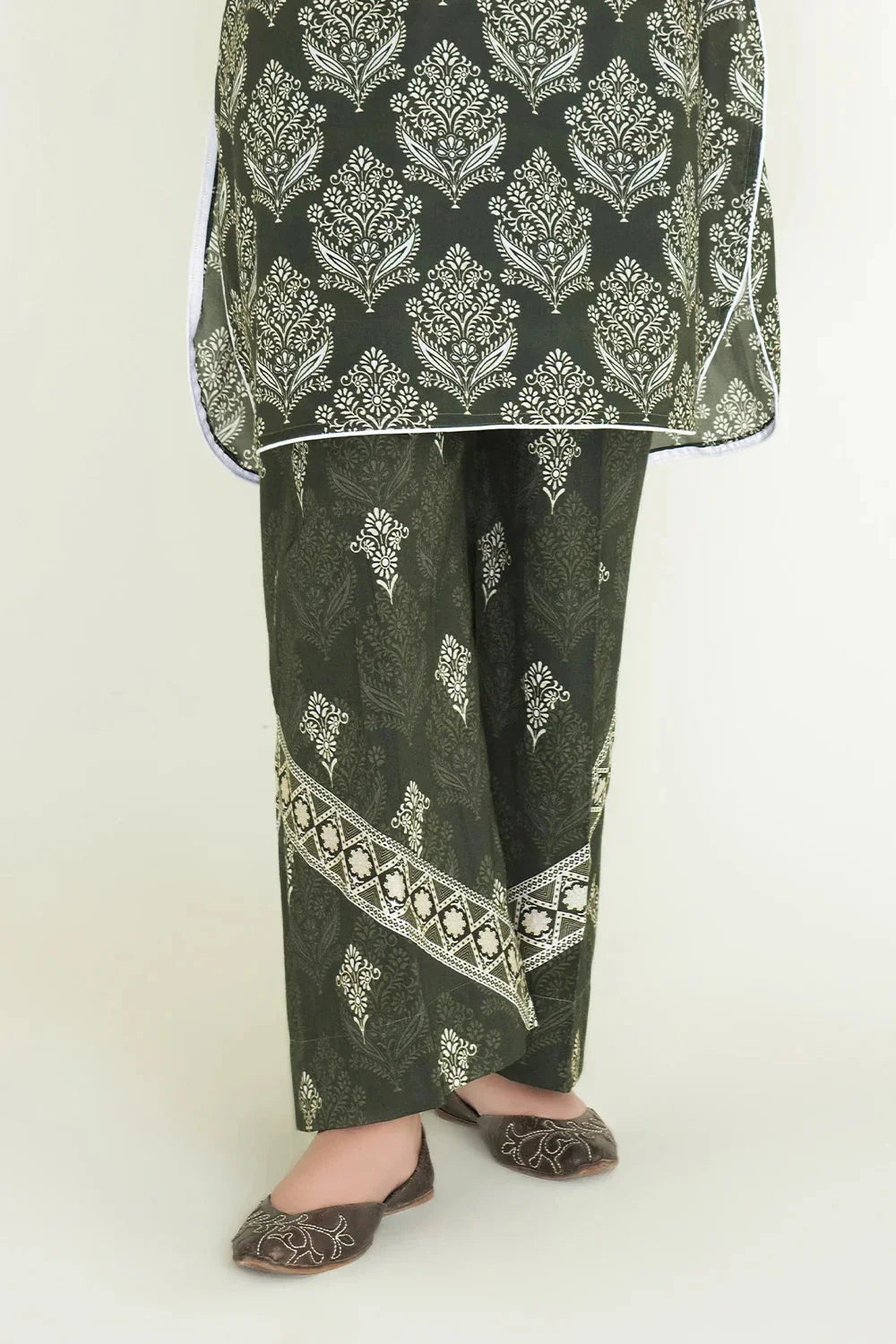 2PC Unstitched Printed Lawn Shirt and Trouser I KST-3834 Printed KHAS STORES 
