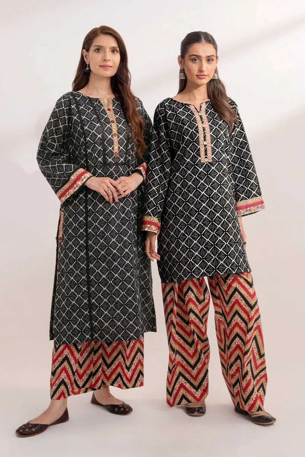 2PC Unstitched Printed Lawn Shirt and Trouser KST-3233 Printed KHAS STORES 