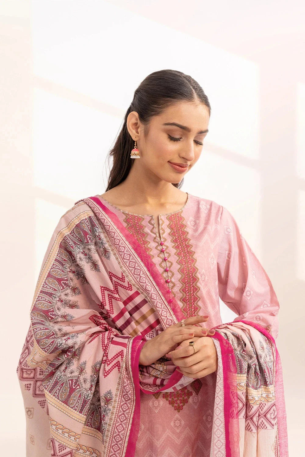 3PC Embroidered Unstitched Lawn Suit KL-3317 Embroidered KHAS STORES 