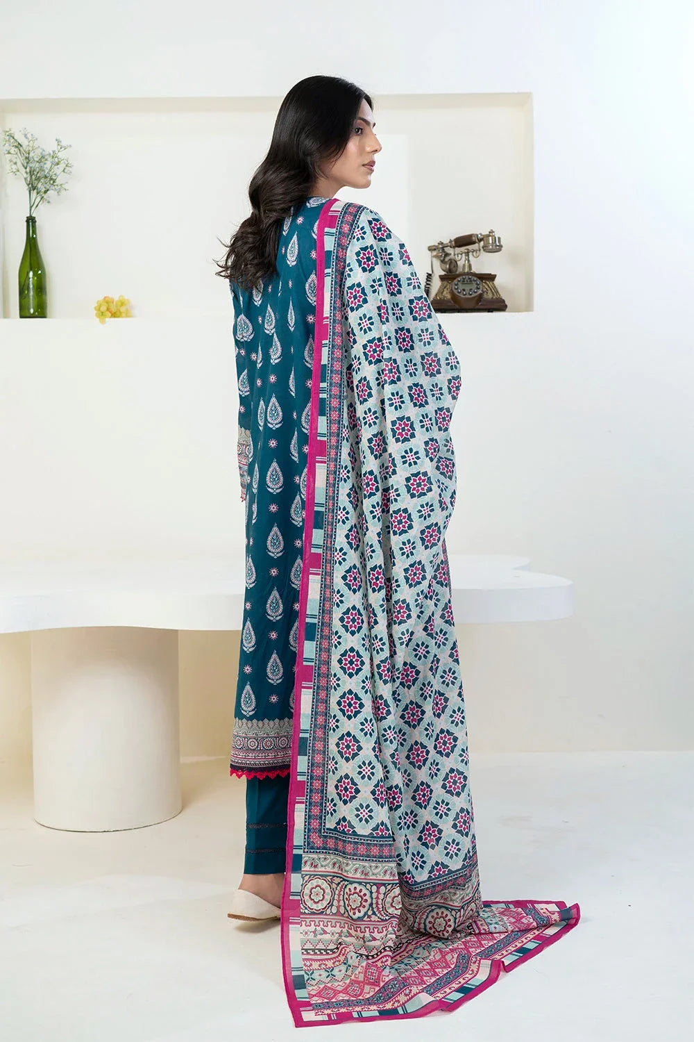 3PC Embroidered Unstitched Lawn Suit KL-3333 Embroidered KHAS STORES 