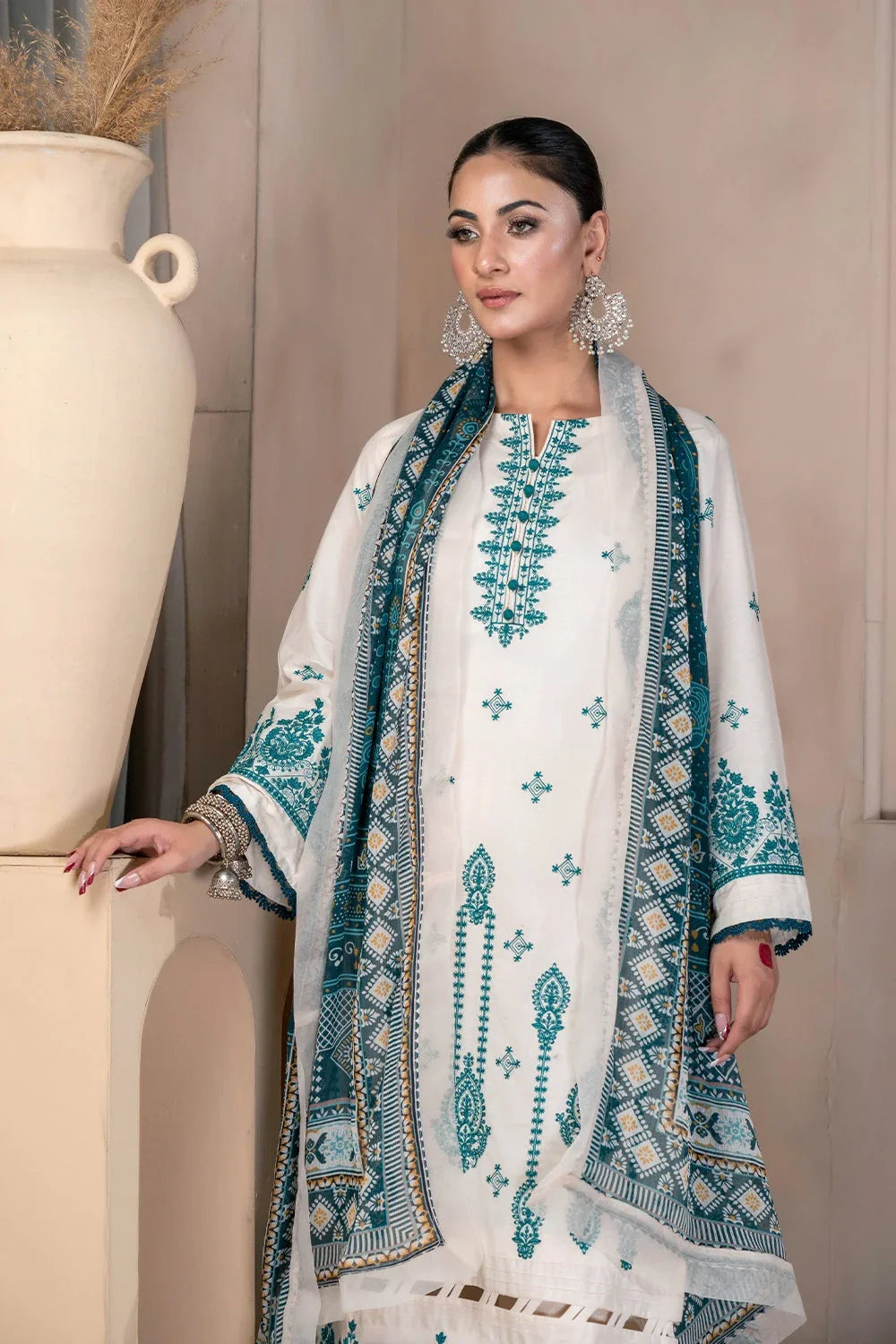 3PC Embroidered Unstitched Lawn Suit KSC-3373 Embroidered KHAS STORES 