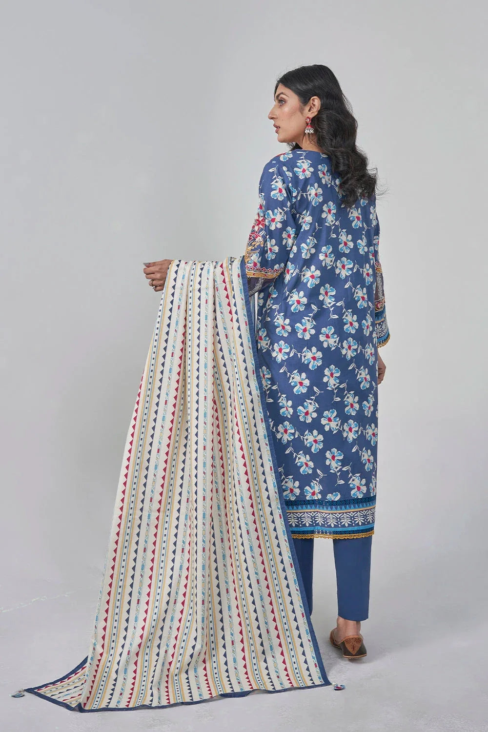 3PC Stitched Embroidered Lawn Suit KL-RTW-3070 KHAS STORES 