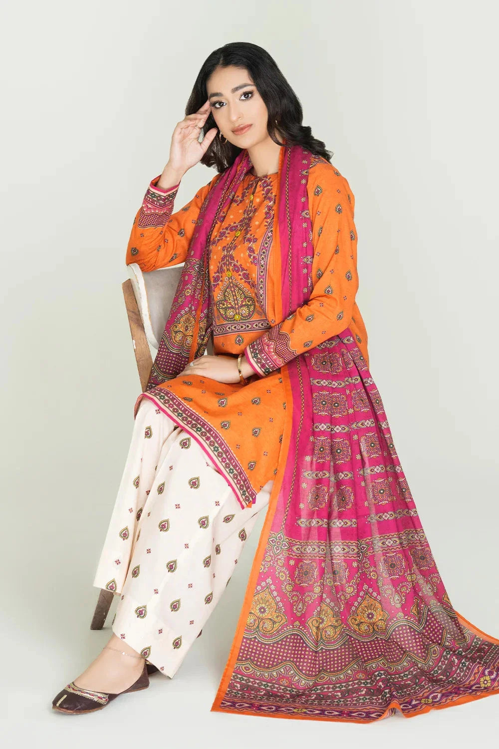 3PC Unstitched Printed Lawn Suit | KLA-3723 Printed KHAS STORES 